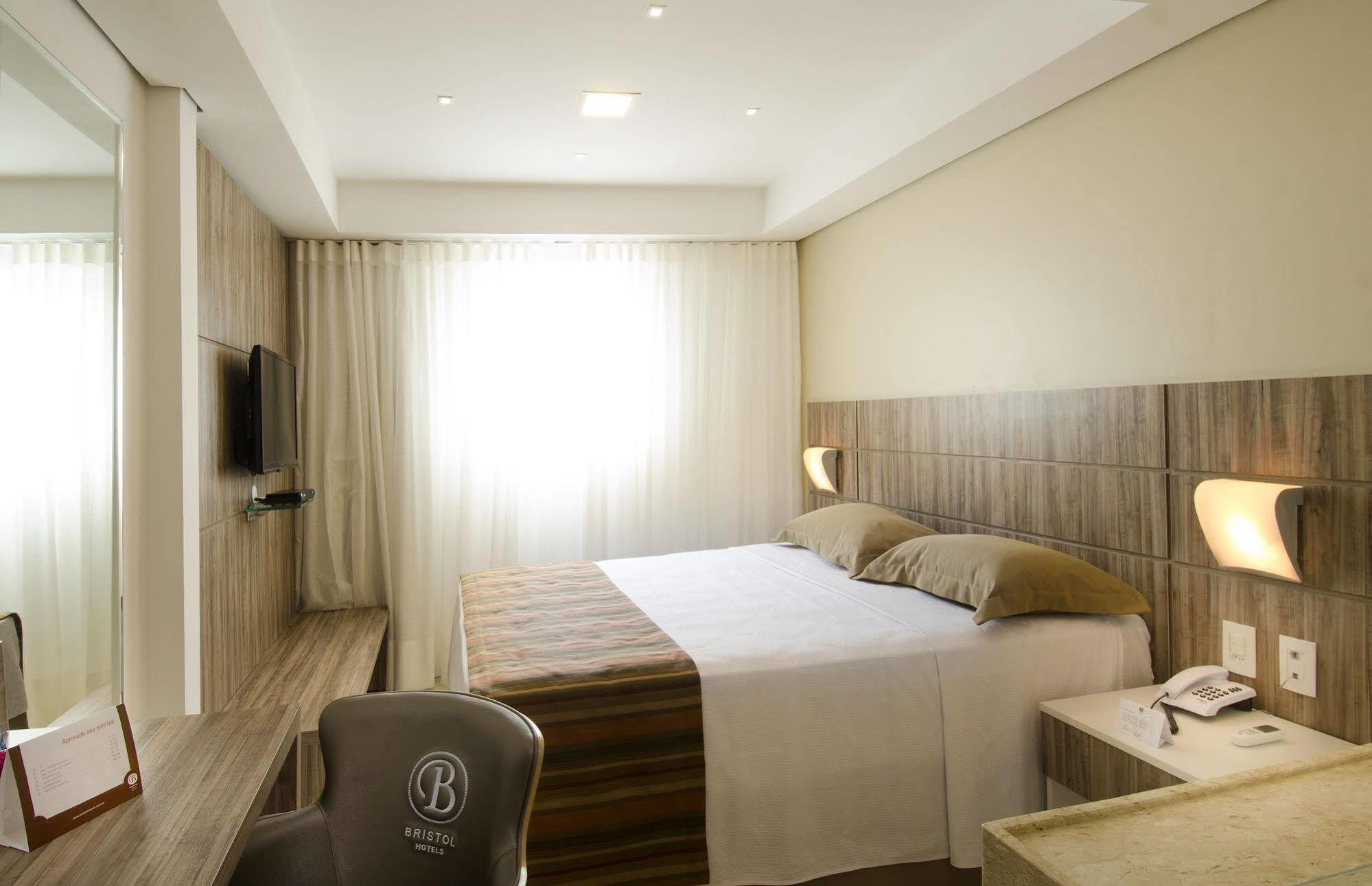 Profissionalle Hotel Sao Luis Екстериор снимка